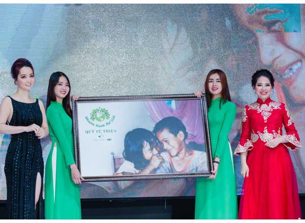 Quỹ từ thiện “ Nhuộm xanh Thế giới” thành lập và ra mắt nhân dịp sinh nhật 3 năm Công ty Thiên Nhiên Việt